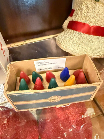 Vintage light bulbs in box