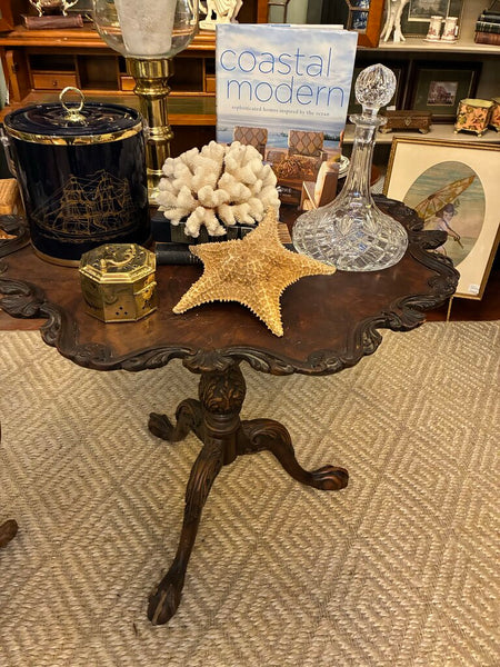 Vintage Pie Crust Table