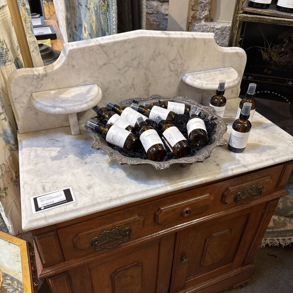Marble Top Commode With High Back 2 Small Marble Shelves 21w 15d 40t width back marble 30t