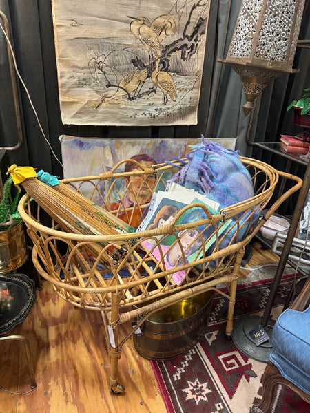 Vintage Rattan Bassinet W2135