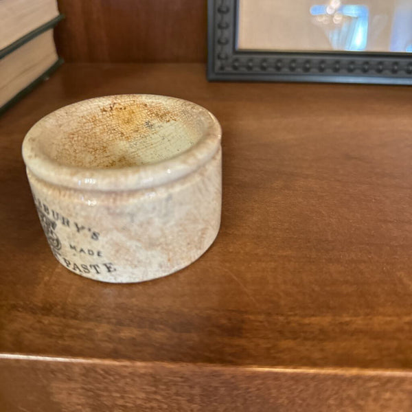 VINTAGE PATE JAR 1.5X2.5