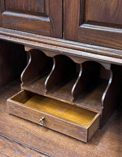 VINTAGE OAK SECRETARY DESK 27W 17D 80T IN STORE PICK UP ONLY