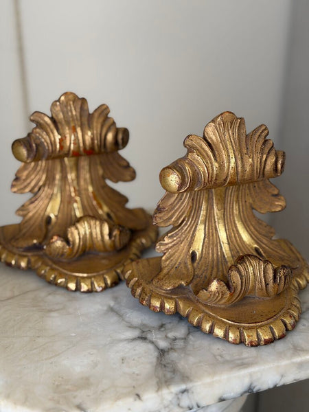 1502 Italian Gilded Terracotta Pair of Wall Brackets