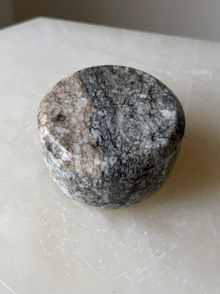 1531 Grey Marble Box