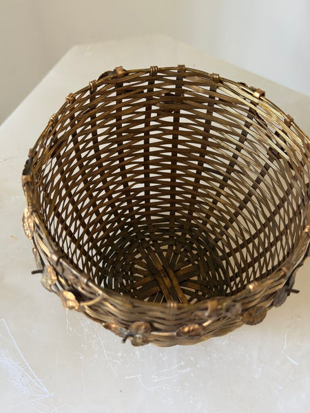 1506 Brass Woven Floral Basket Planter