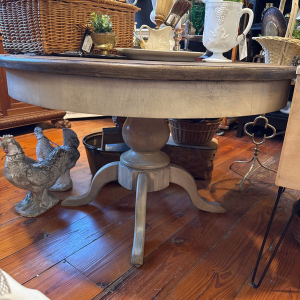 Round Metal Side Table 15W 26H IN STORE PICKUP ONLY
