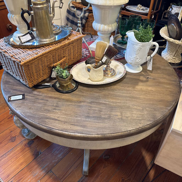 Round Metal Side Table 15W 26H IN STORE PICKUP ONLY