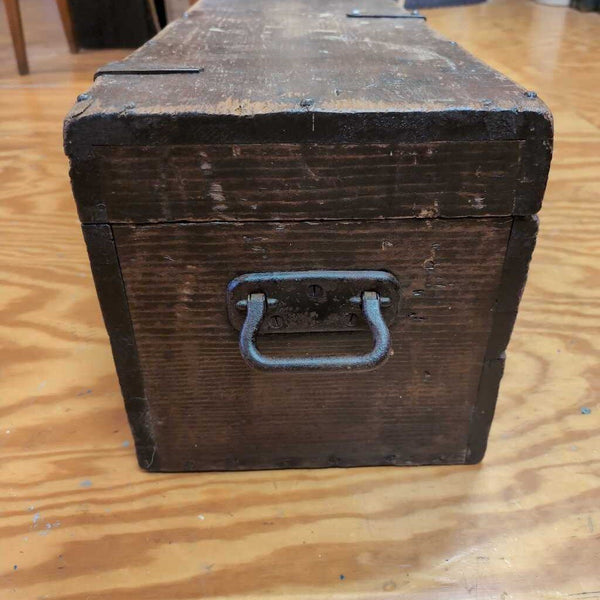 Antique Carpenters Trunk STORE PU ONLY