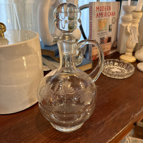 Vintage liquor decanter with stopper