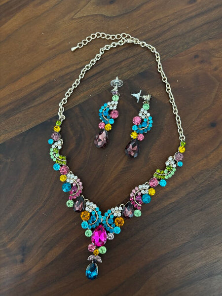 Multicolorful Rhinestones Gemstone Statement Jewelery Necklace and Earrings