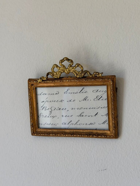 2570 Miniature French Frame w/ Bow