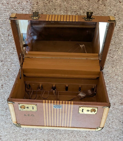 VTG Platt Airess Train Case