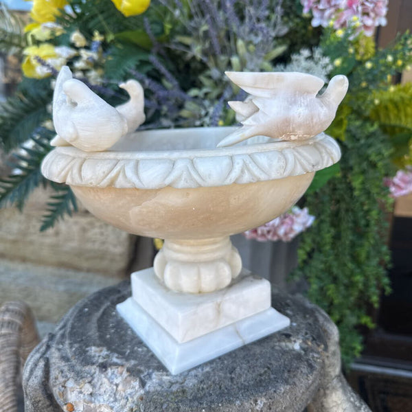 MARBLE BIRDBATH 10X10 FIRM