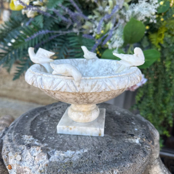 MARBLE BIRDBATH 8X6 FIRM