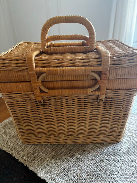 Vintage Rattan Wicker Picnic/Sewing Basket Folding Handles