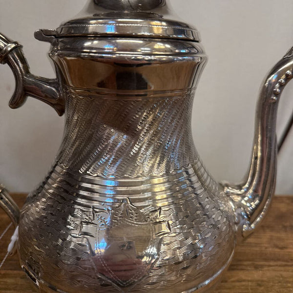 SILVER TEAPOT