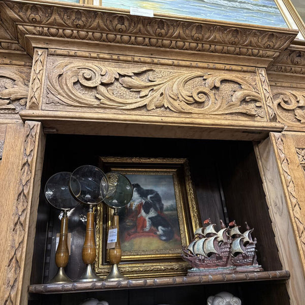 FRENCH LIBARY CABINET 72L 21.5D 94T AS FOUND IN STORE PICK UP ONLY HAS A MIDDLE DOOR, GLASS NEEDS REPLACED