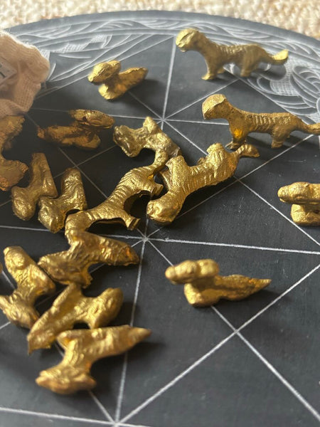 Slate Stone Bagh Chal Moving Tigers Nepal Boardgame and Pieces