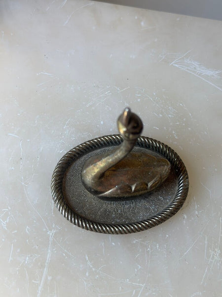 1673 Metal Swan Ring Holder Dish