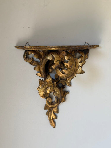 1511 Florentine Wood Gilded Wall Shelf