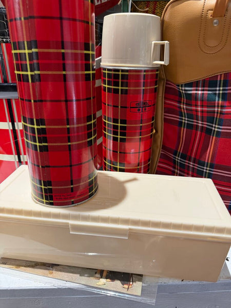 JFV ~ Vintage Vintage scotch Plaid double thermos lunch tote
