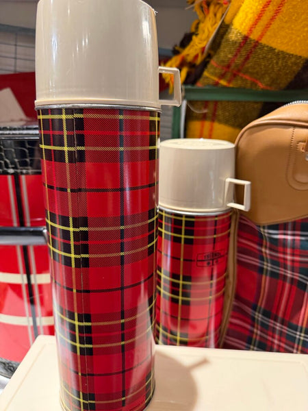 JFV ~ Vintage Vintage scotch Plaid double thermos lunch tote