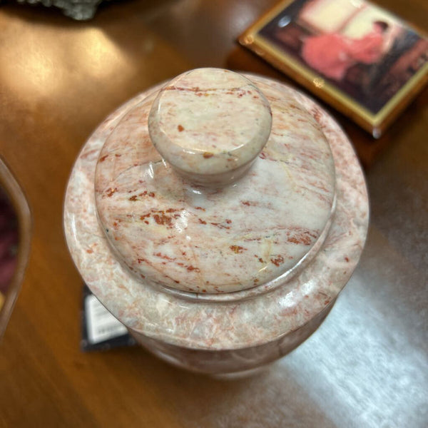 Vintage "Princess Cameo" Marble Urn (heavy!)