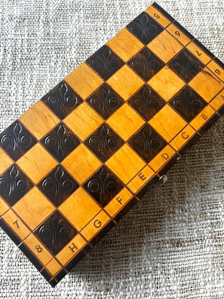 Vintage Wood Travel Chess Set