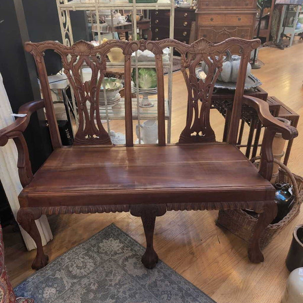 Beautiful Vintage Mid Century Chippendale Style Mahogany Settee with Ball And Claw Feet. 49x18x19 H. IN STORE PICKUP ONLY