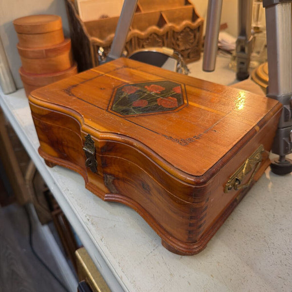 Vintage Cedar Jewelry Box: Floral Design with internal mirror