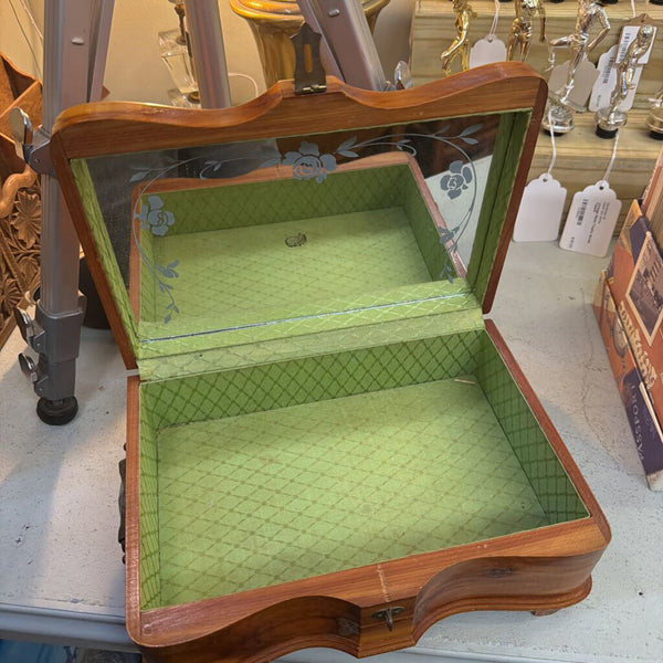 Vintage Cedar Jewelry Box: Floral Design with internal mirror