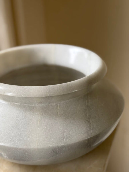 1359 Heavy Marble Bowl/Pot