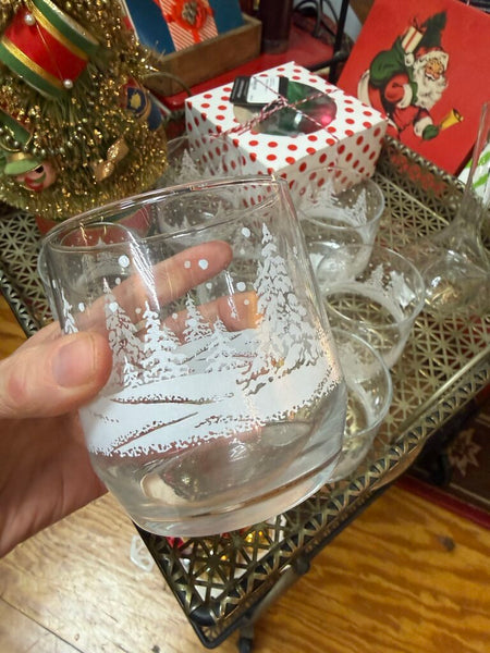 Set of 7 Winter Wonderland Glasses H4003