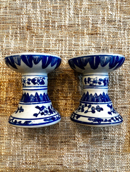 Set of 2 Vintage Blue and White Chinoiserie Candlestick Holders