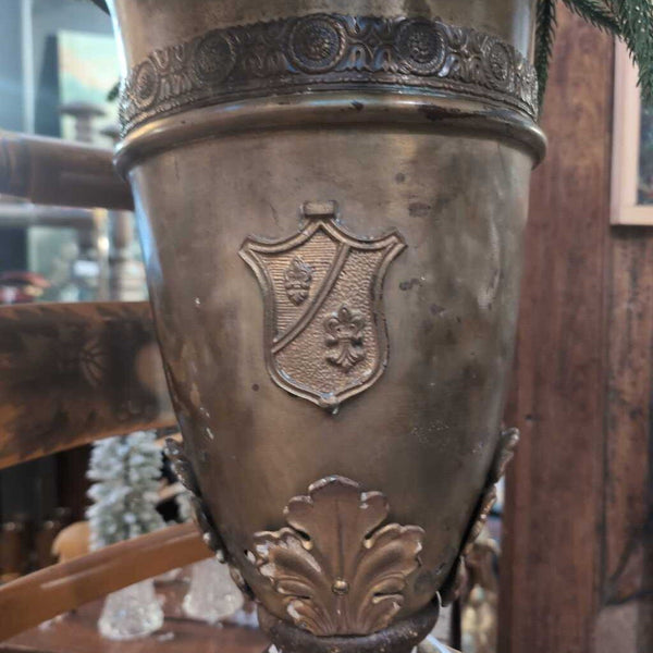 Large Antique European w/Crest Cast Bronze/Brass Trophy Urn Or Champagne Cooler late 19th Century. 24 in Tall IN STORE PICKUP ONLY