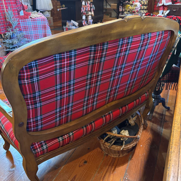 Plaid Settee 46L 24D 39H IN STORE PICKUP ONLY