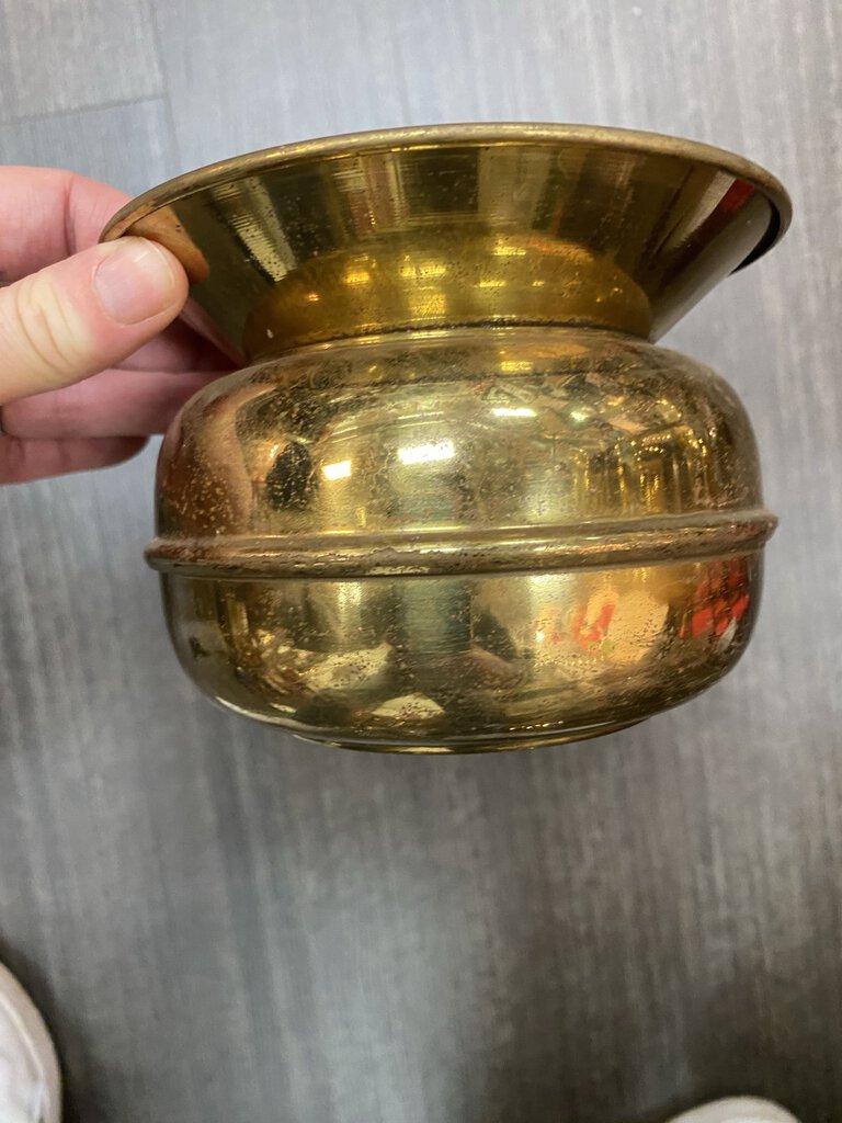 Small Brass Pot W0724