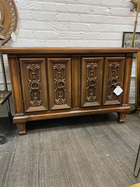 Vintage Broyhill Credenza W0802 39w 17d 26t Pick Up Only