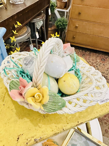 Capodimate flower basket