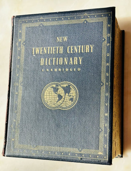 WEBSTERS 1942 UNABRIDGED DICTIONARY 9" x 11 1/4" x 5 1/2 "H